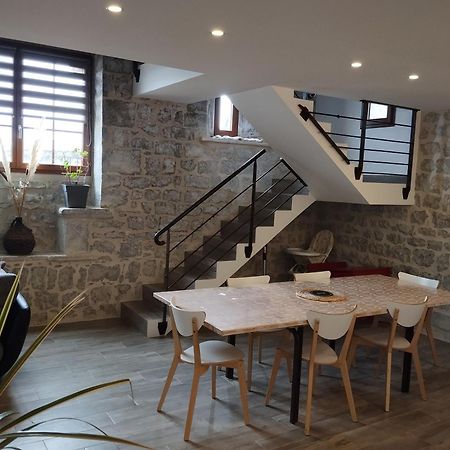 Maison Du Troubadour بالازوك المظهر الخارجي الصورة